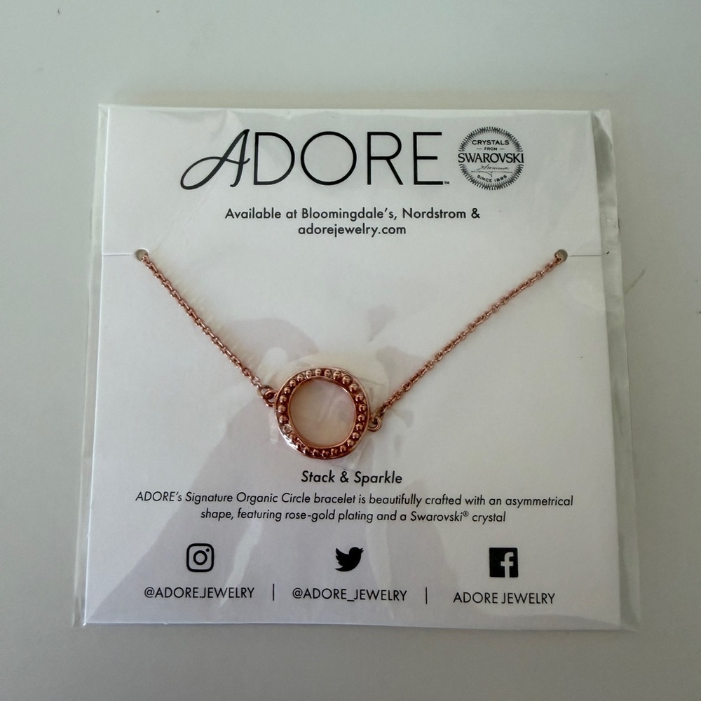 Adore Rose Gold Circle Necklace - Picture 3 of 4